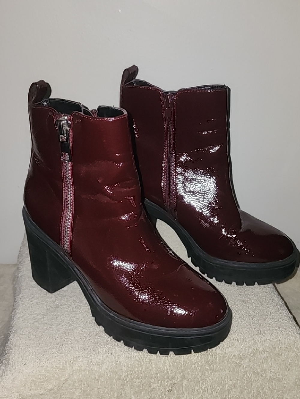 Steve Madden Women's Burgundy Patent Chunky Heel Booties